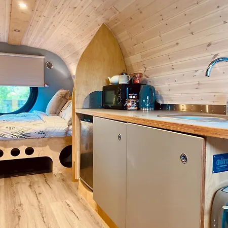 Henge Hideaway Thornborough